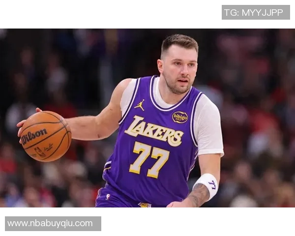 无詹与里对东契奇的影响分析雷迪克称他表现出色队友纷纷效仿