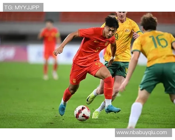 山东U20队表现出色杜月徵险些破门上半场战平上海U20队0比0 山东U20队表现出色杜月徵险些破门上半场战平上海U20队0比0